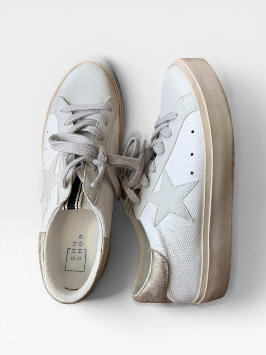 WHITE SHU SHOP SHOES 9