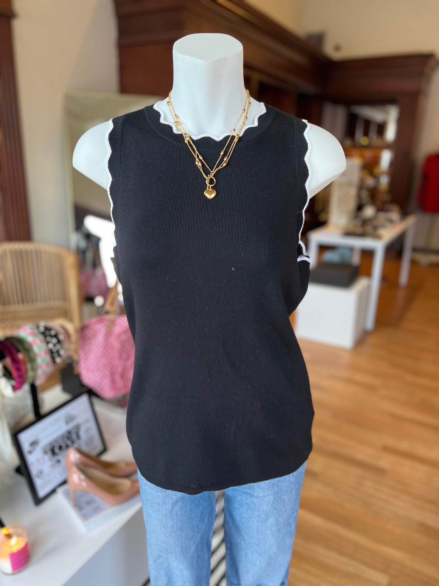 CABLE AND GARGE TANK LARGE