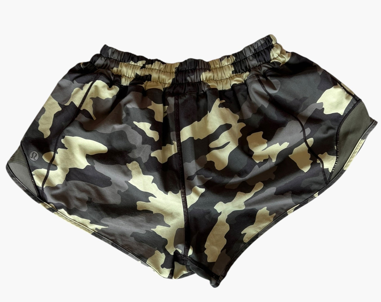 CAMO LULULEMON SHORTS 6
