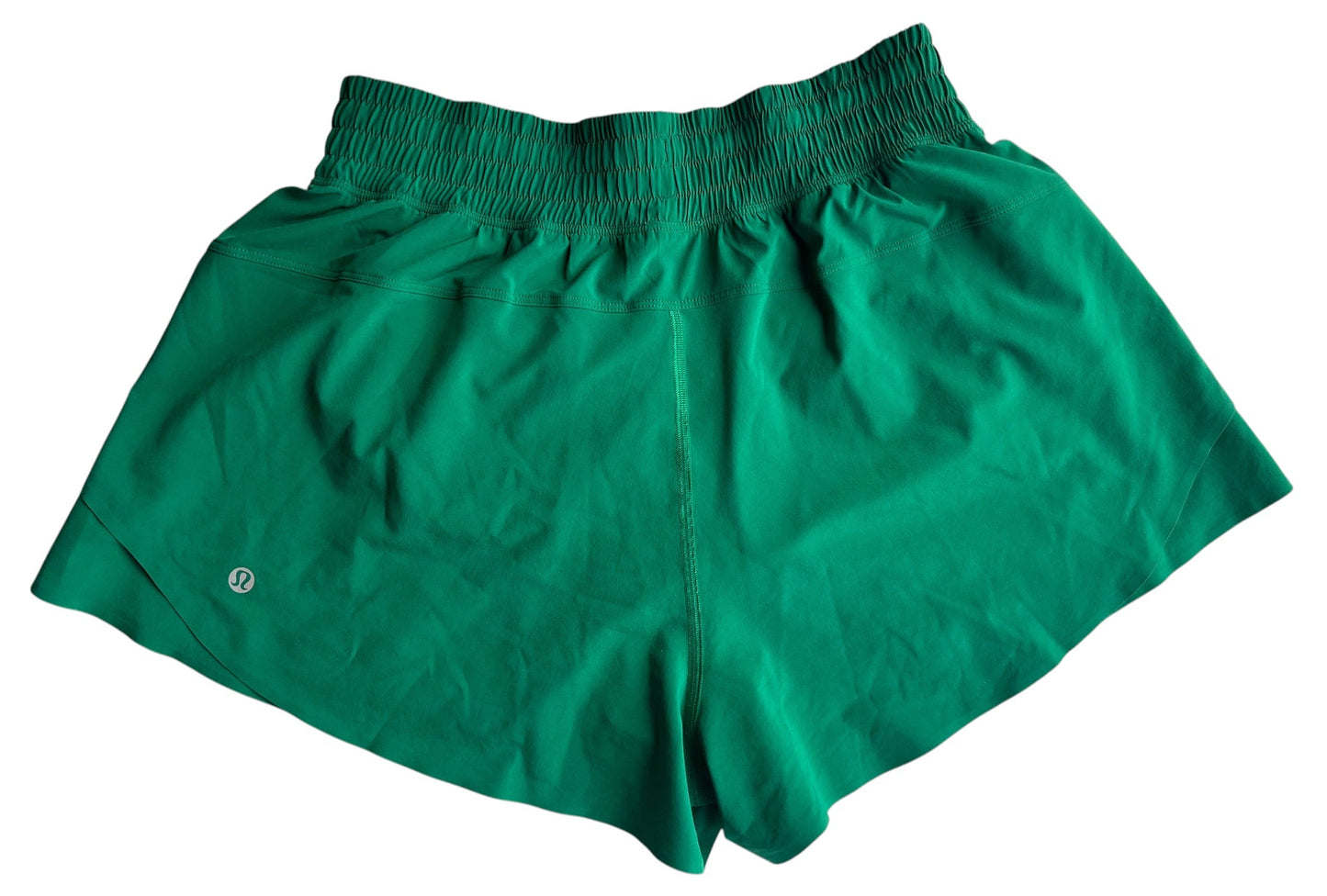GREEN HIGH RISE LULULEMON 2.5" SHORTS S