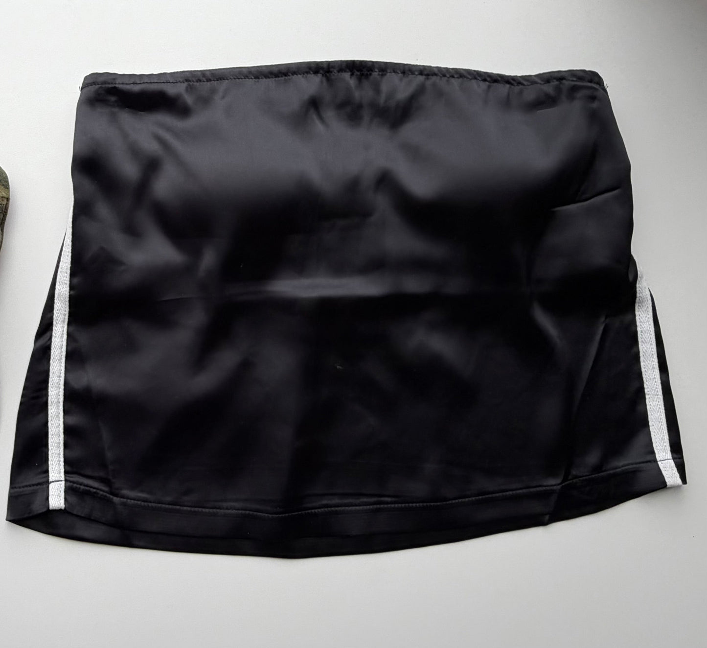 MONO B TOP (NWT) L