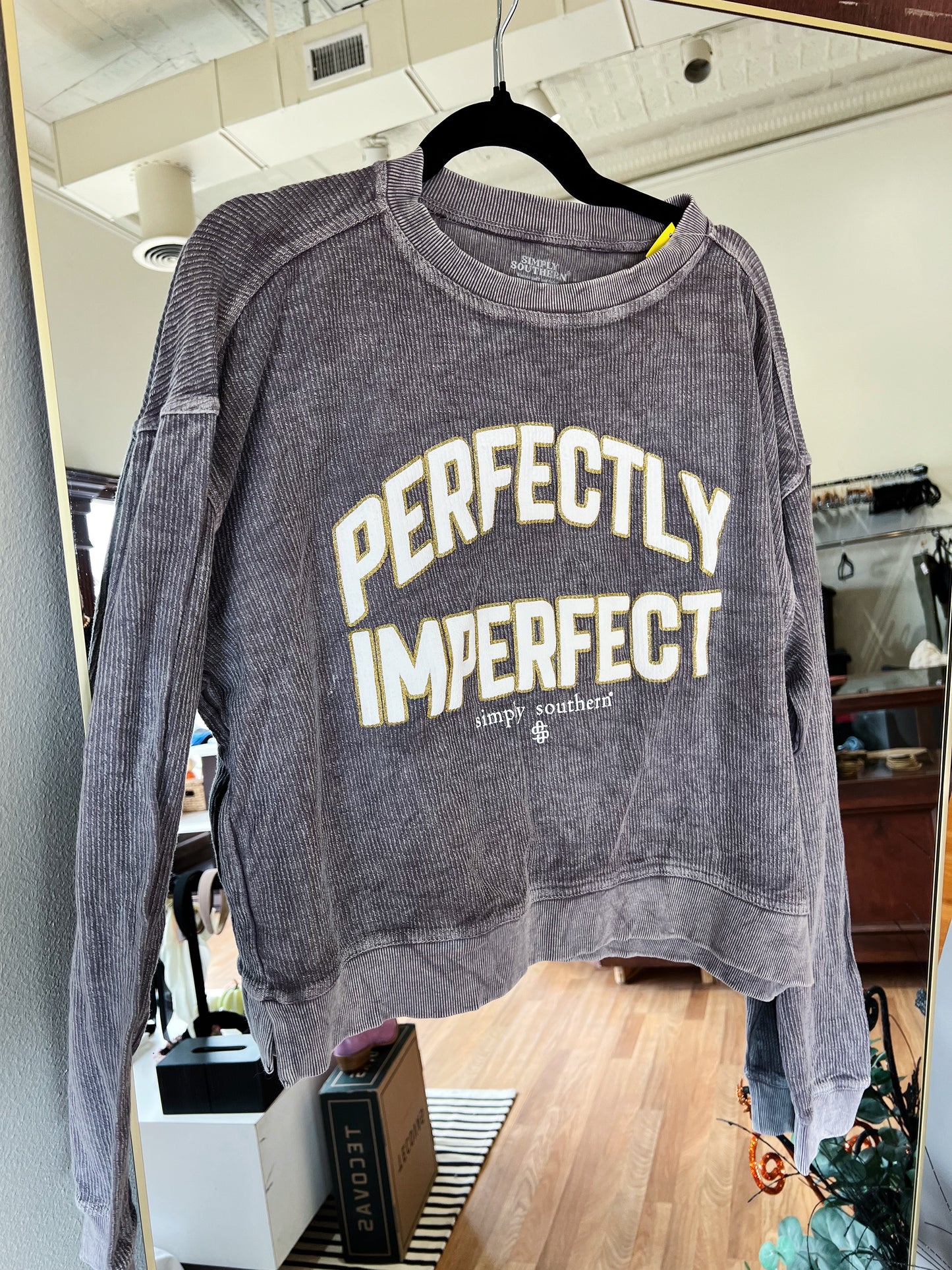 SIMPLY SOUTHERN PULLOVER (L)