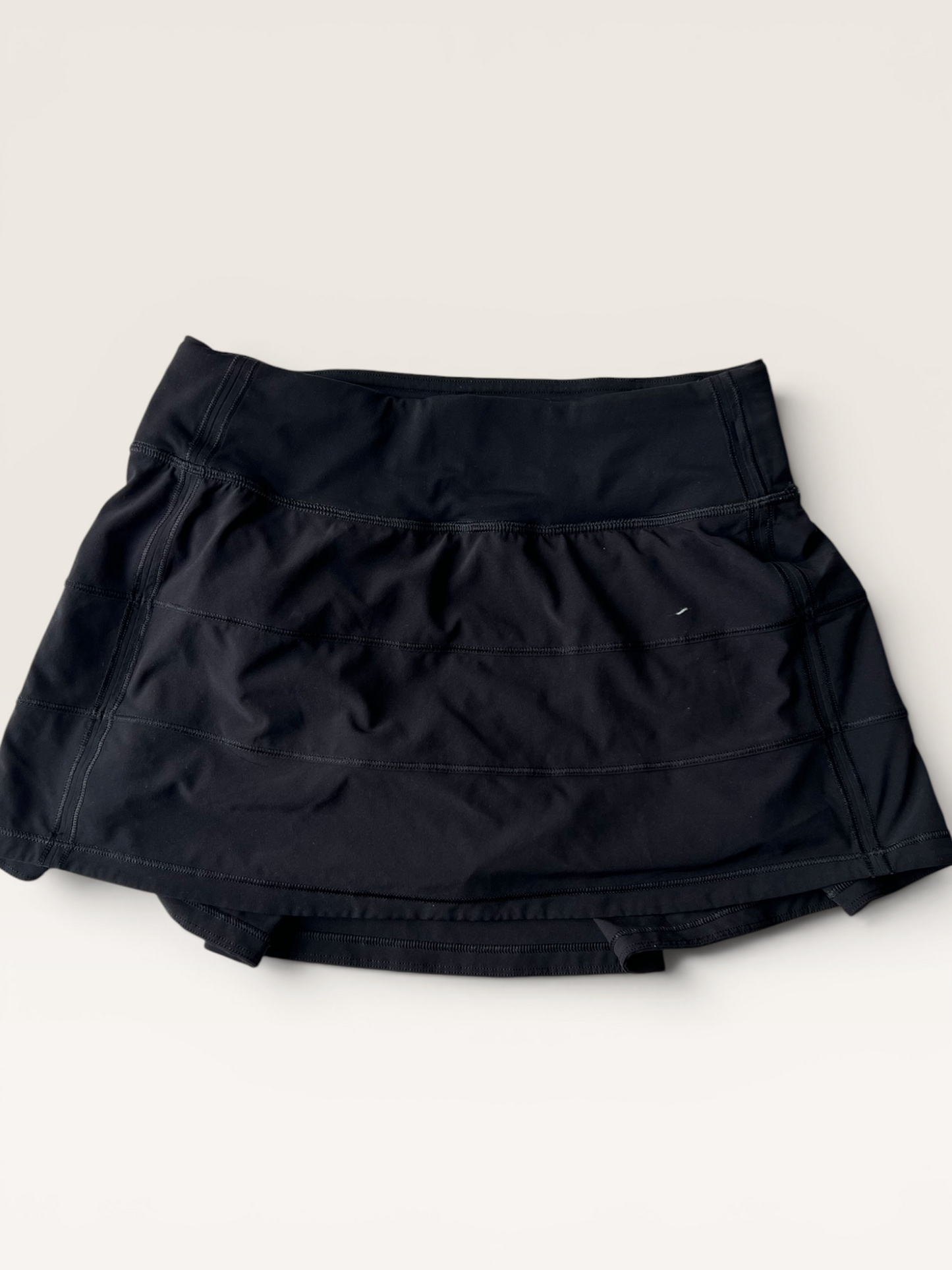 BLACK LULULEMON SKIRT 2