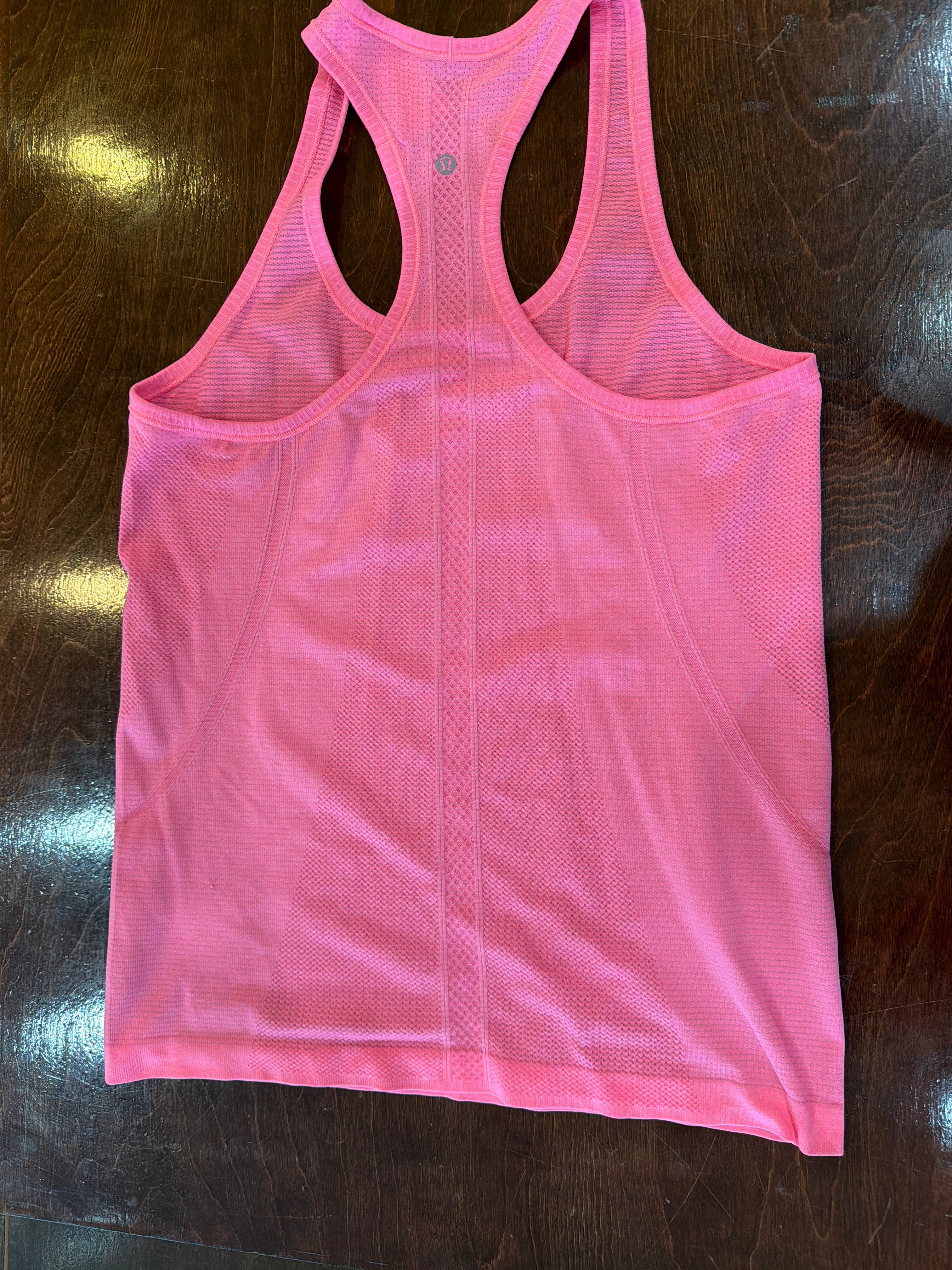 LULULEMON TANK 10