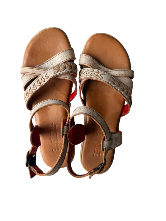 BEDSTU SHOES 8.5