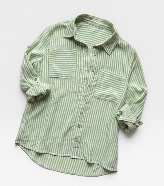 GREEN/WHITE LOVE TREE BUTTON UP S