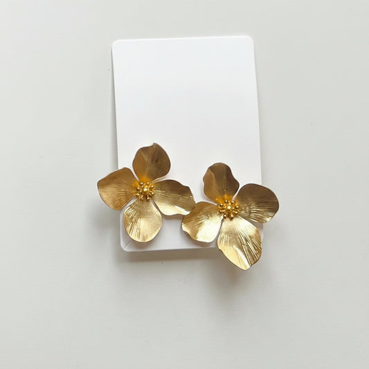 GOLD FLOWER EARRINGS