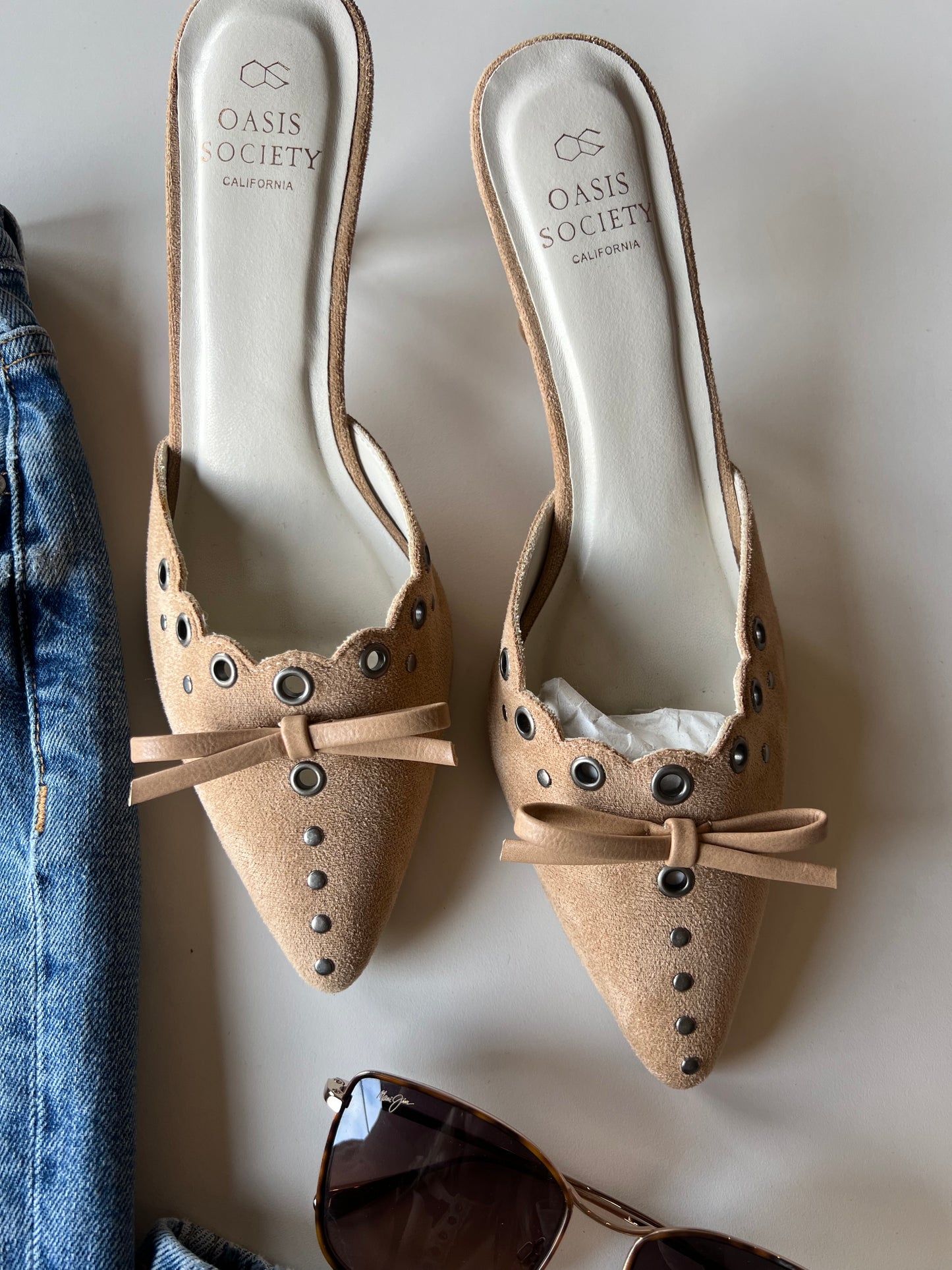 OASIS SOCIETY HEEL 8