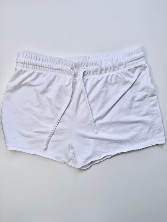 WHITE Z SUPPLY SHORTS XL (ORG$59)