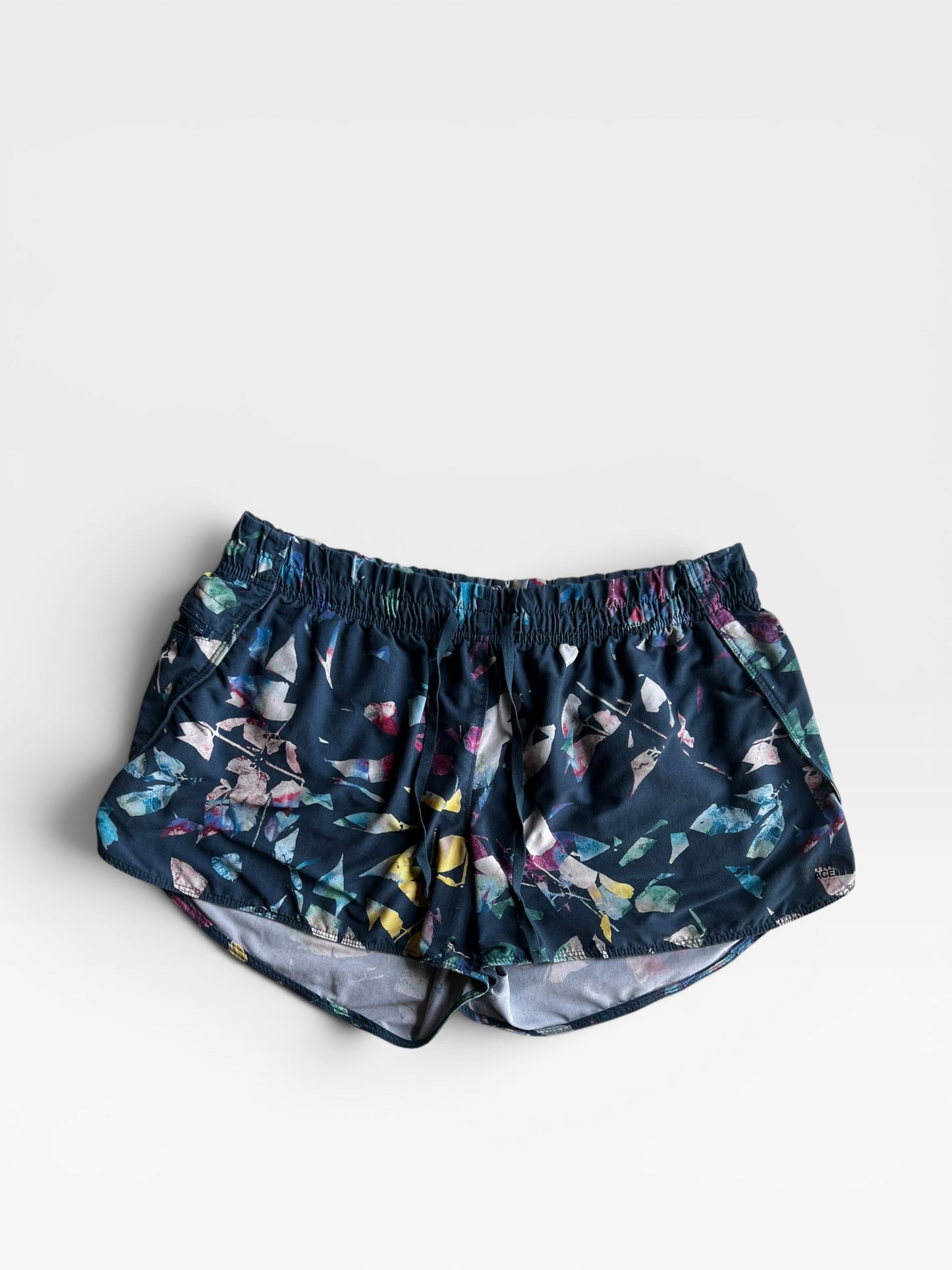THE NORTH FACE SHORTS XL