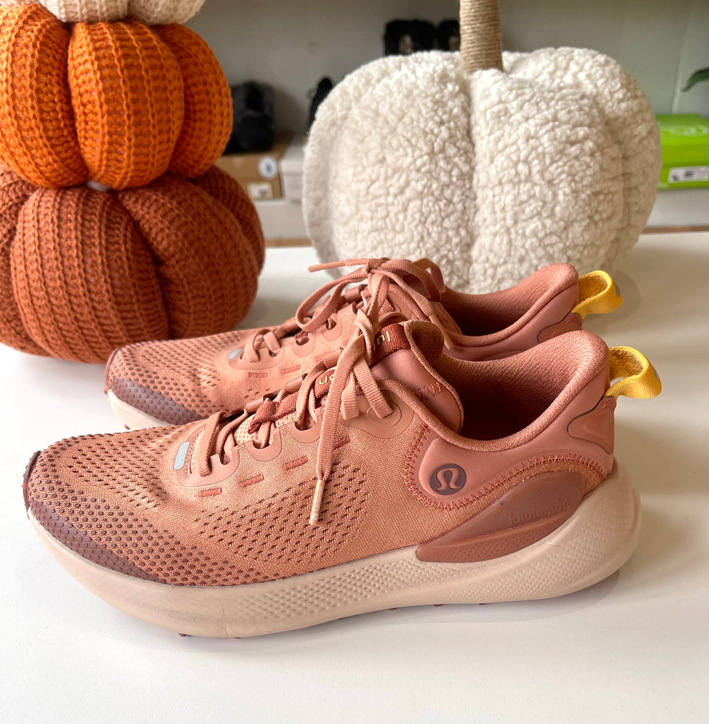 LULULEMON SHOES 9.5