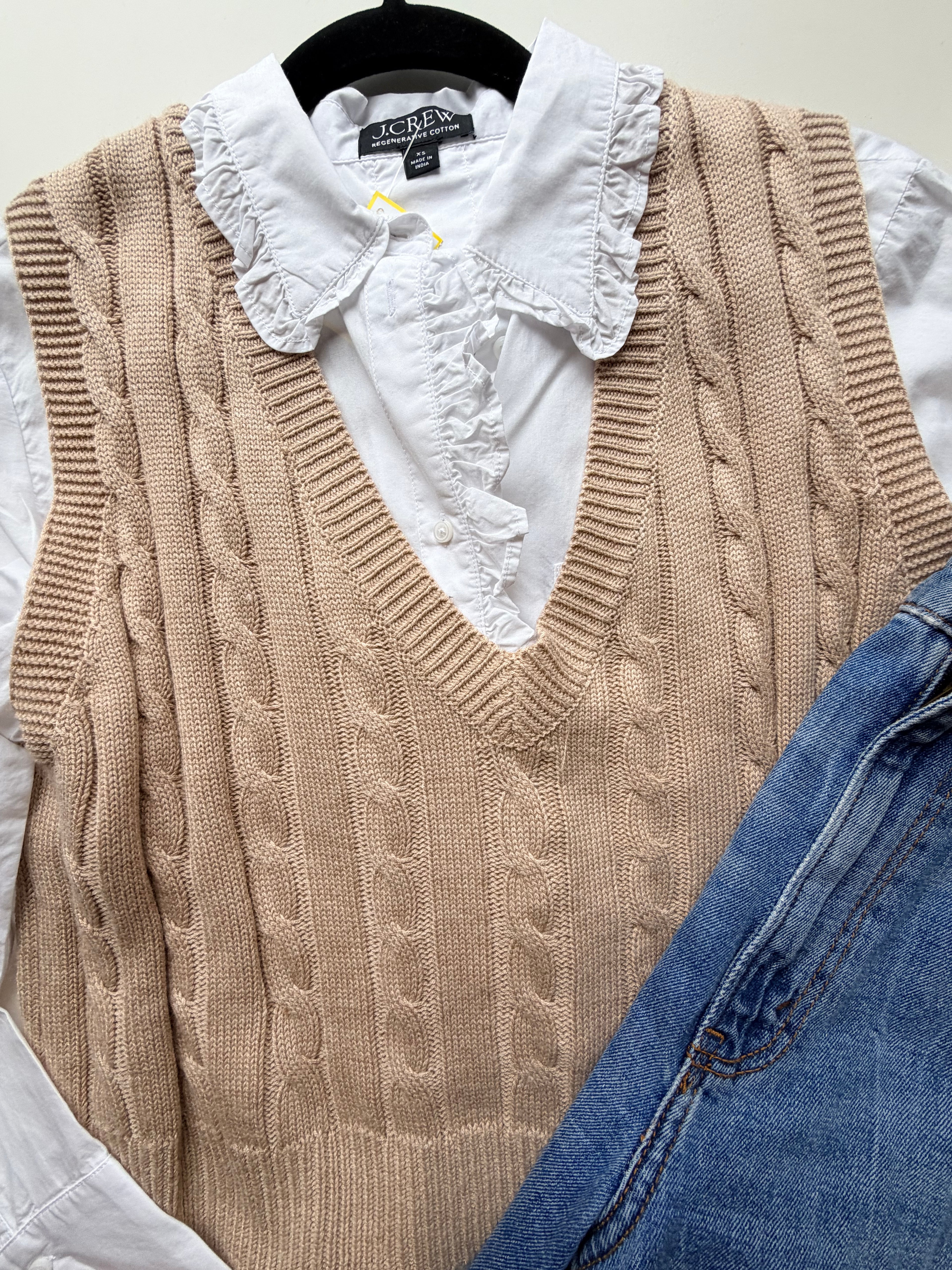 LELIS VEST (nwt) SMALL