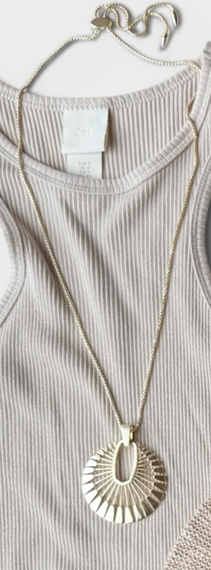 GOLD KENDRA SCOTT ROUND PENDANT NECKLACE