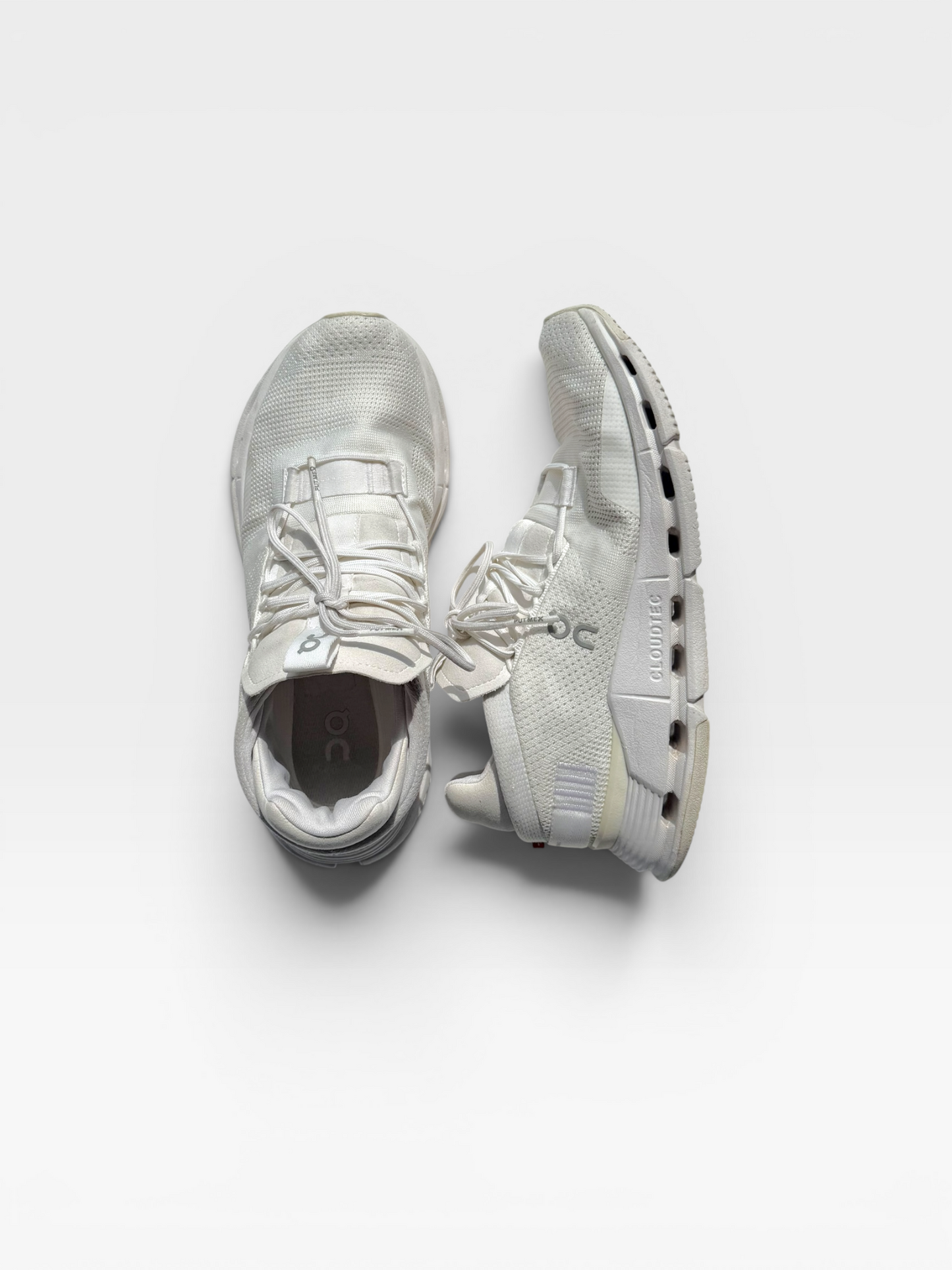 WHITE ON CLOUD SHOES 8.5