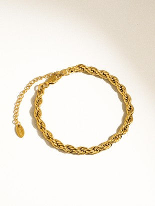 BRAIDED 18K GOLD BRACELET (non-tarnish)