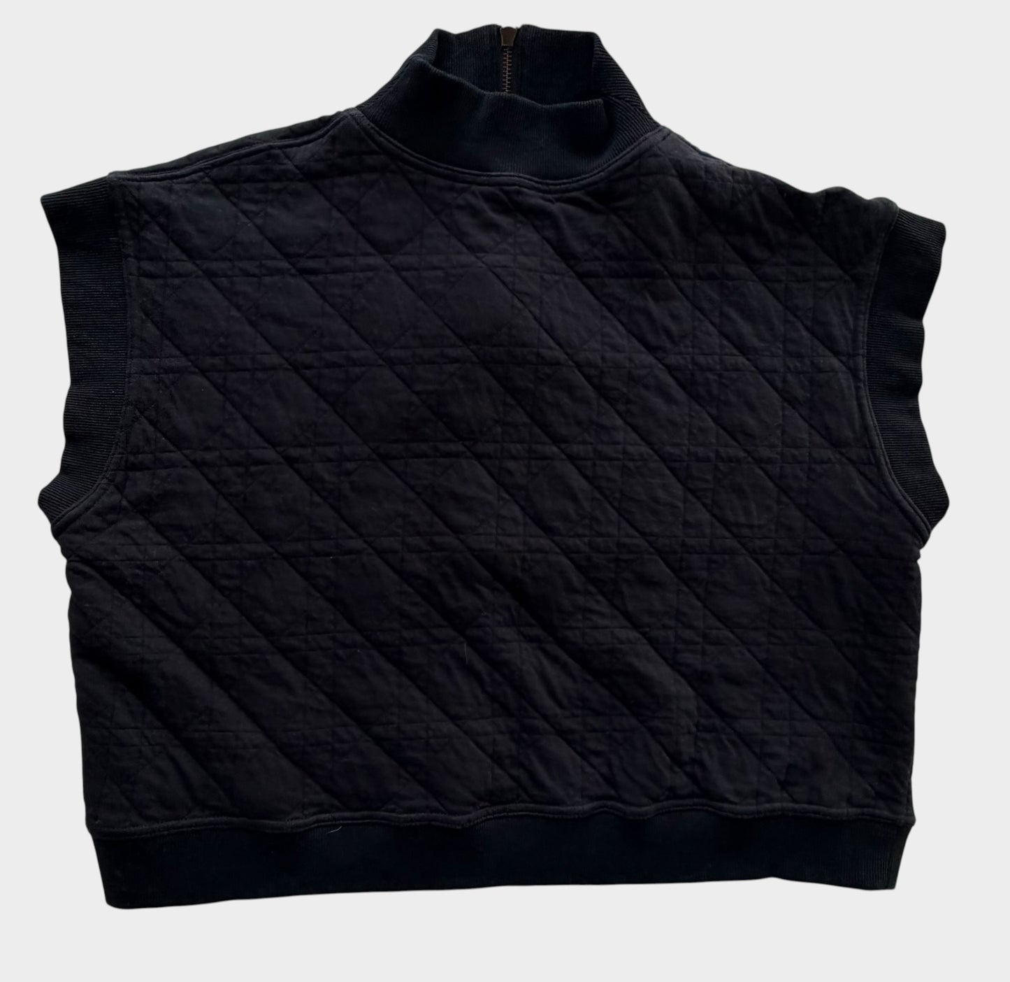 BLACK ENTRO VEST LARGE