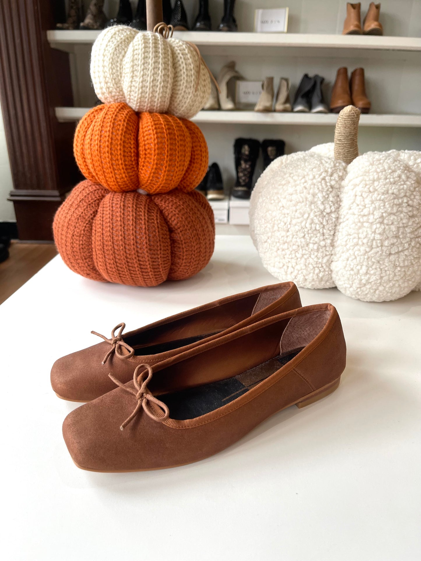 DOLCE VITA SHOES 6.5