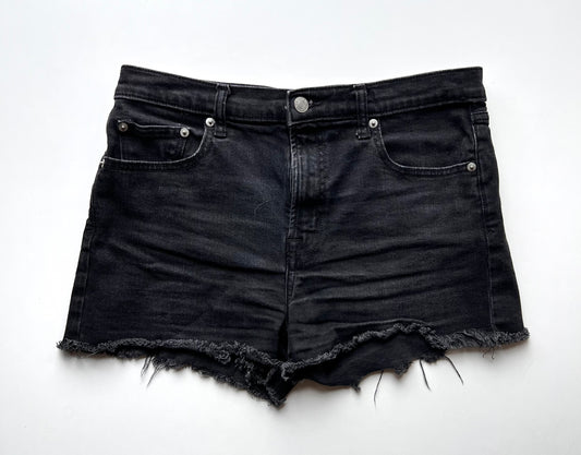 GAP SHORTS 29