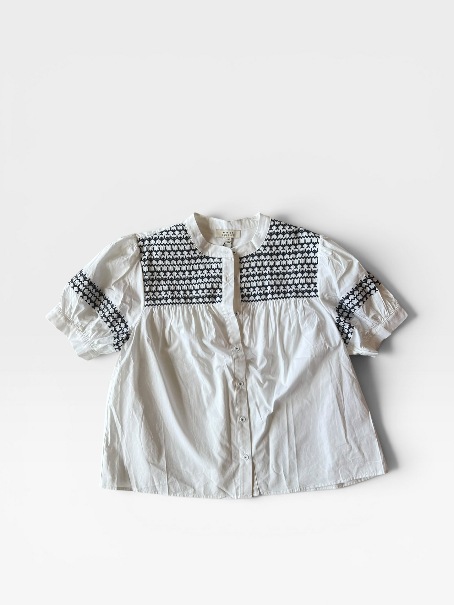 WHITE/NAVY ACARA TOP (NWT $88) M