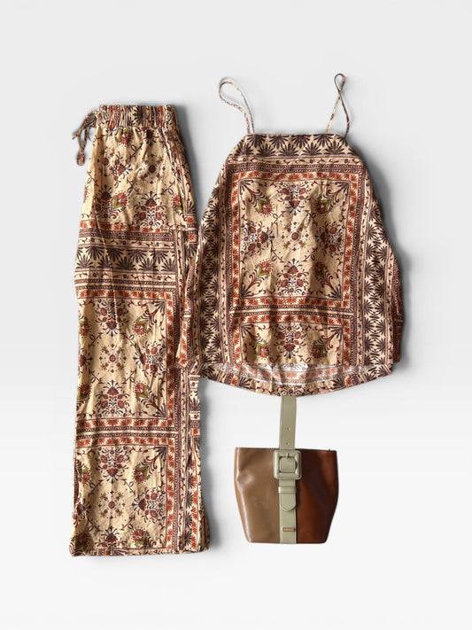 CREAM/BROWN ILLA ILLA SET (NWT $73) M
