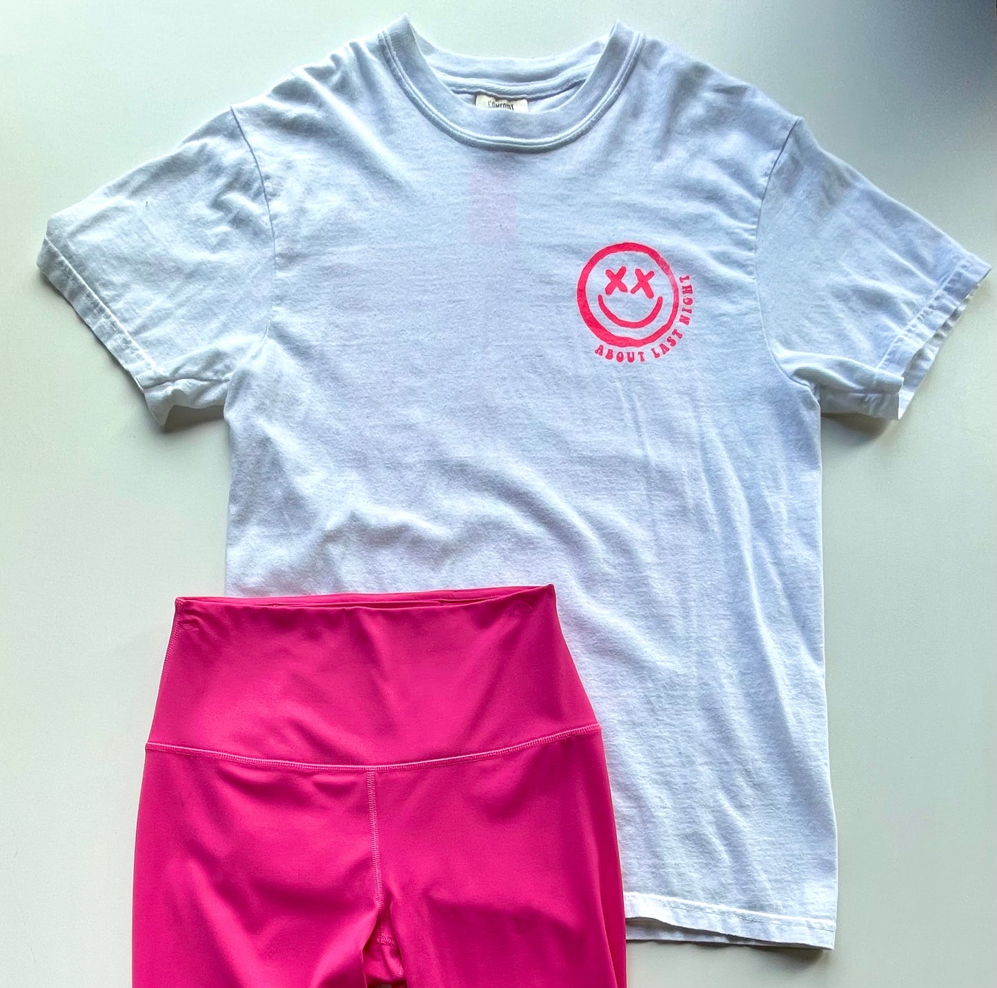 DONT TEXT YOUR EX TEE SMALL