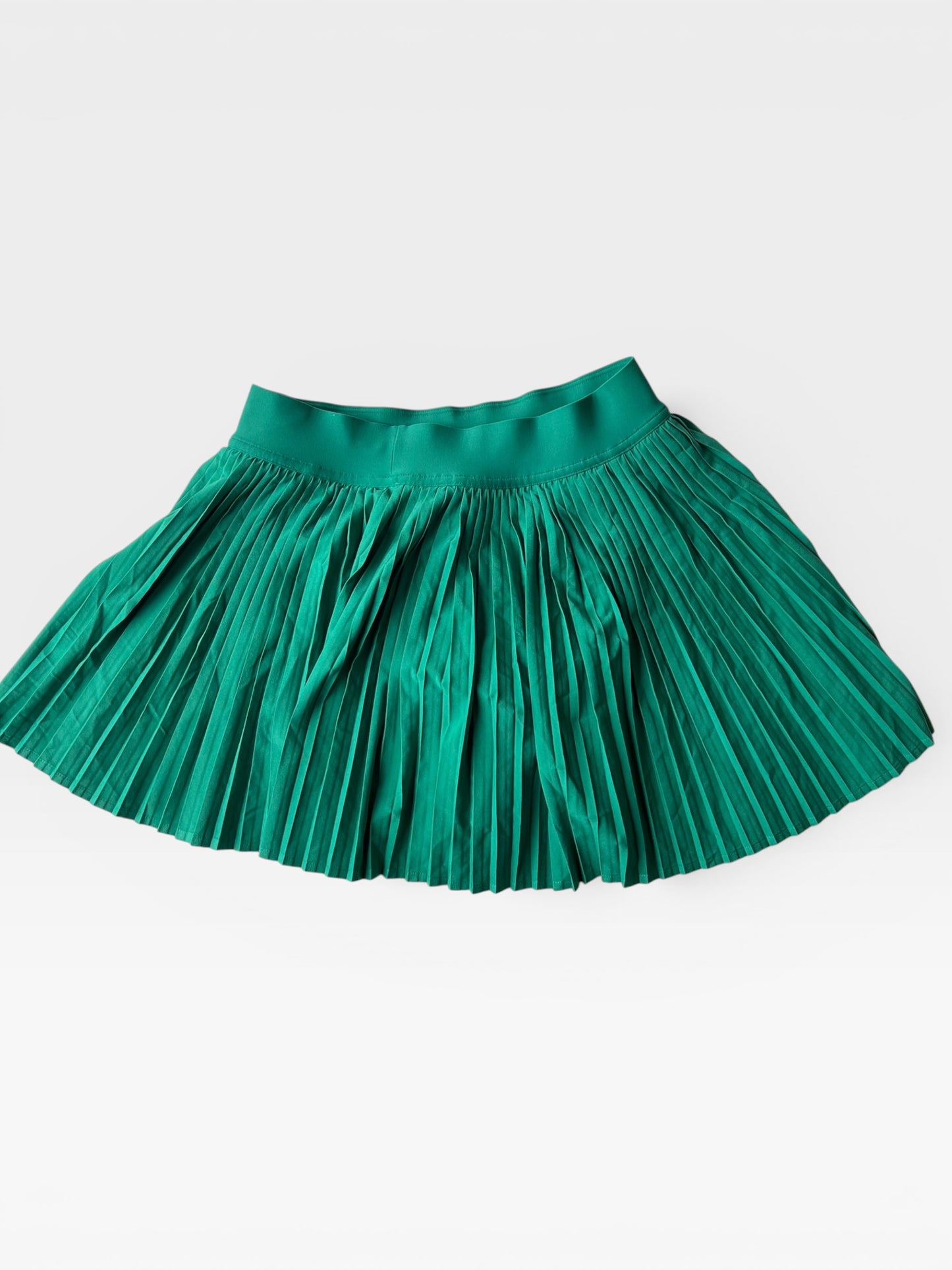 GREEN LULULEMON SKIRT 4