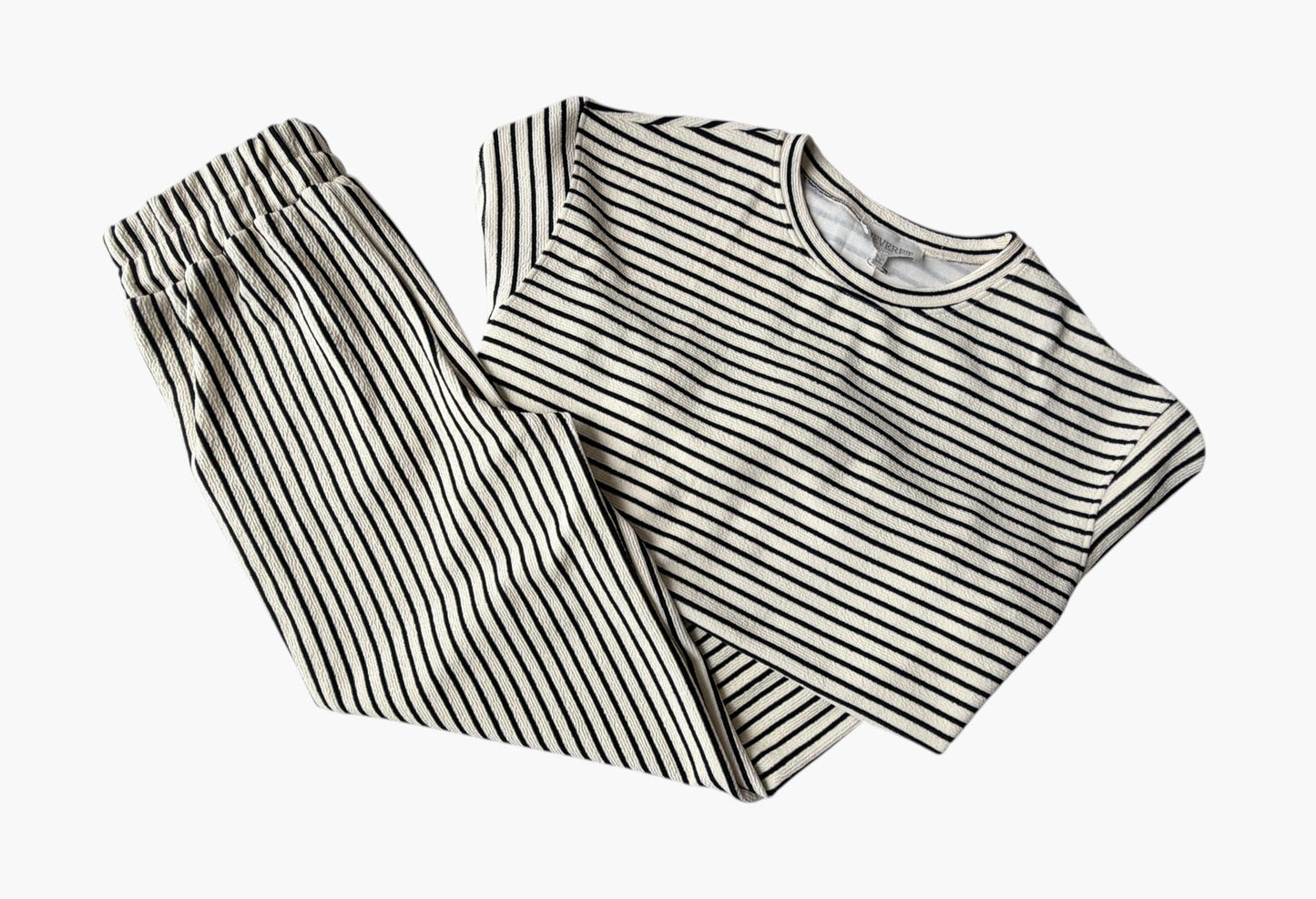 BLACK/WHITE VERVET SET (NWT) L
