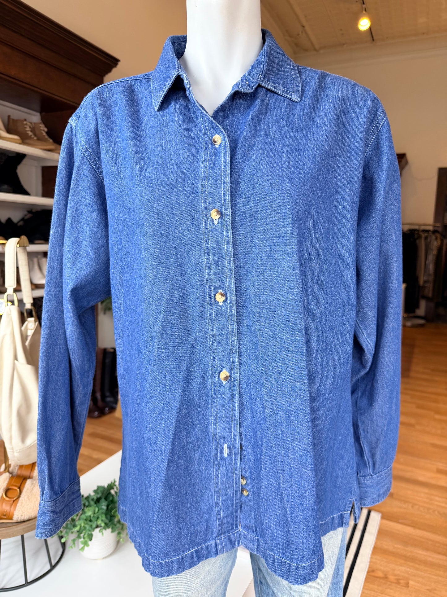 LUNA PIER BUTTON UP L