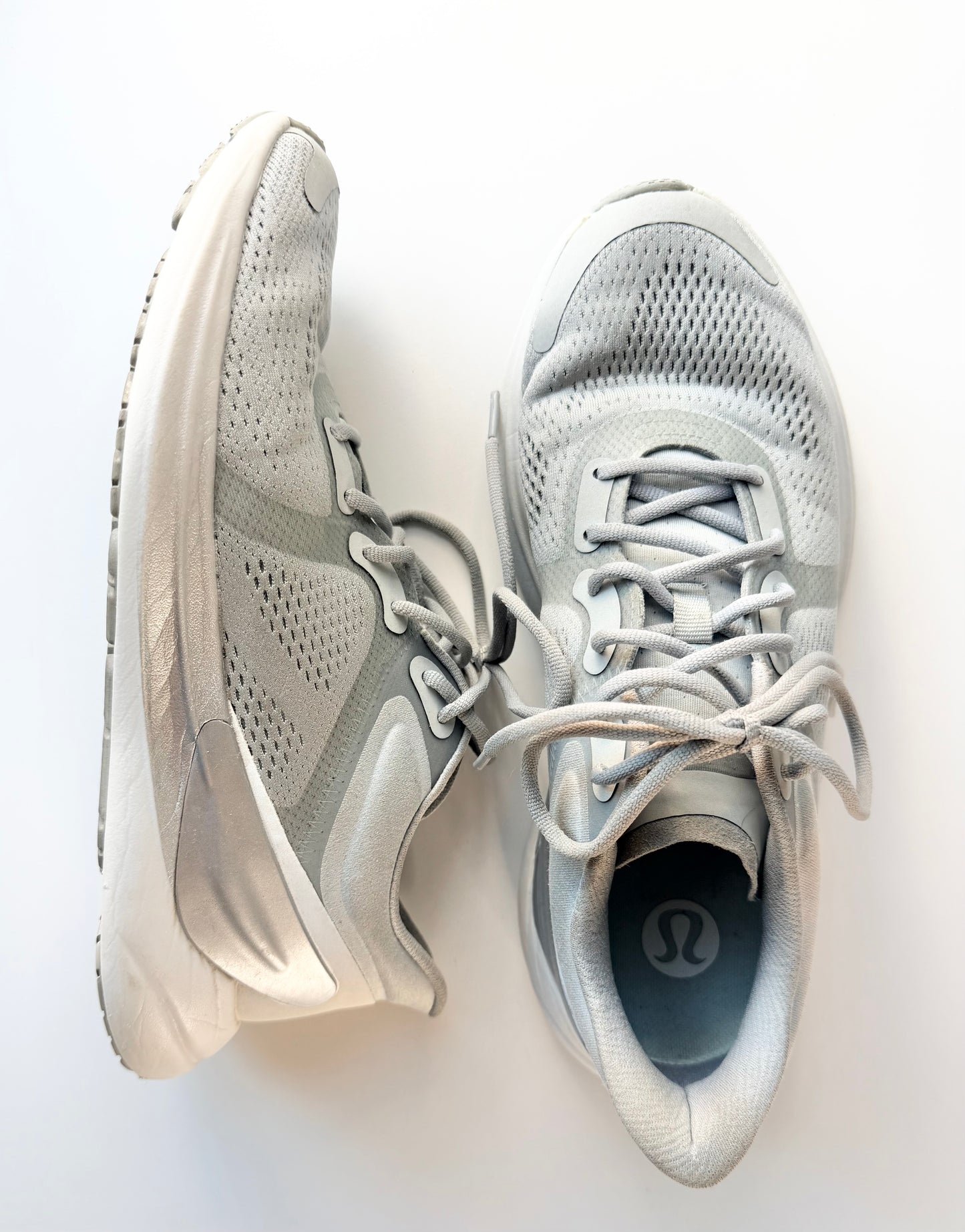 LULULEMON SHOES 9