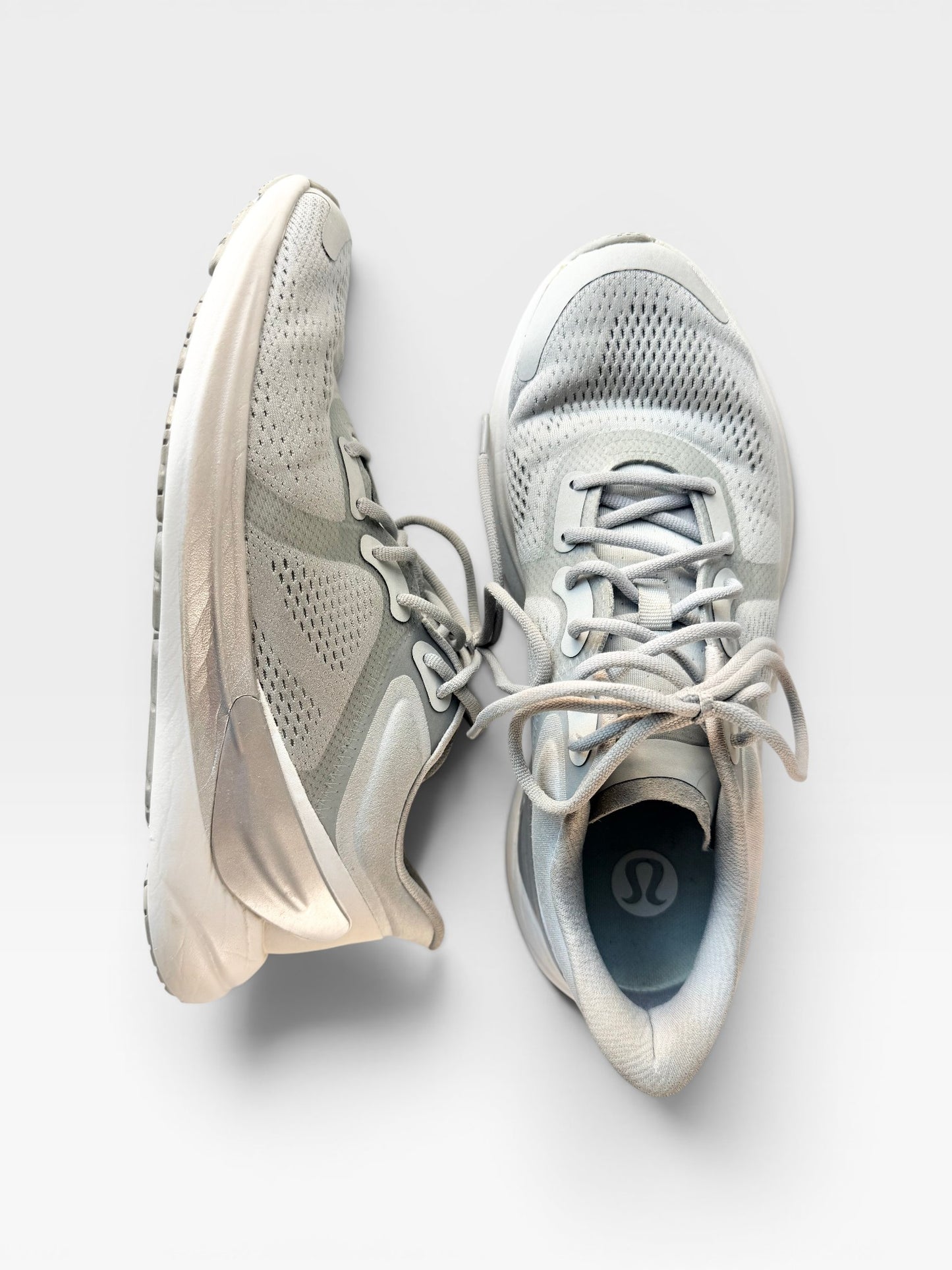 LULULEMON SHOES 9