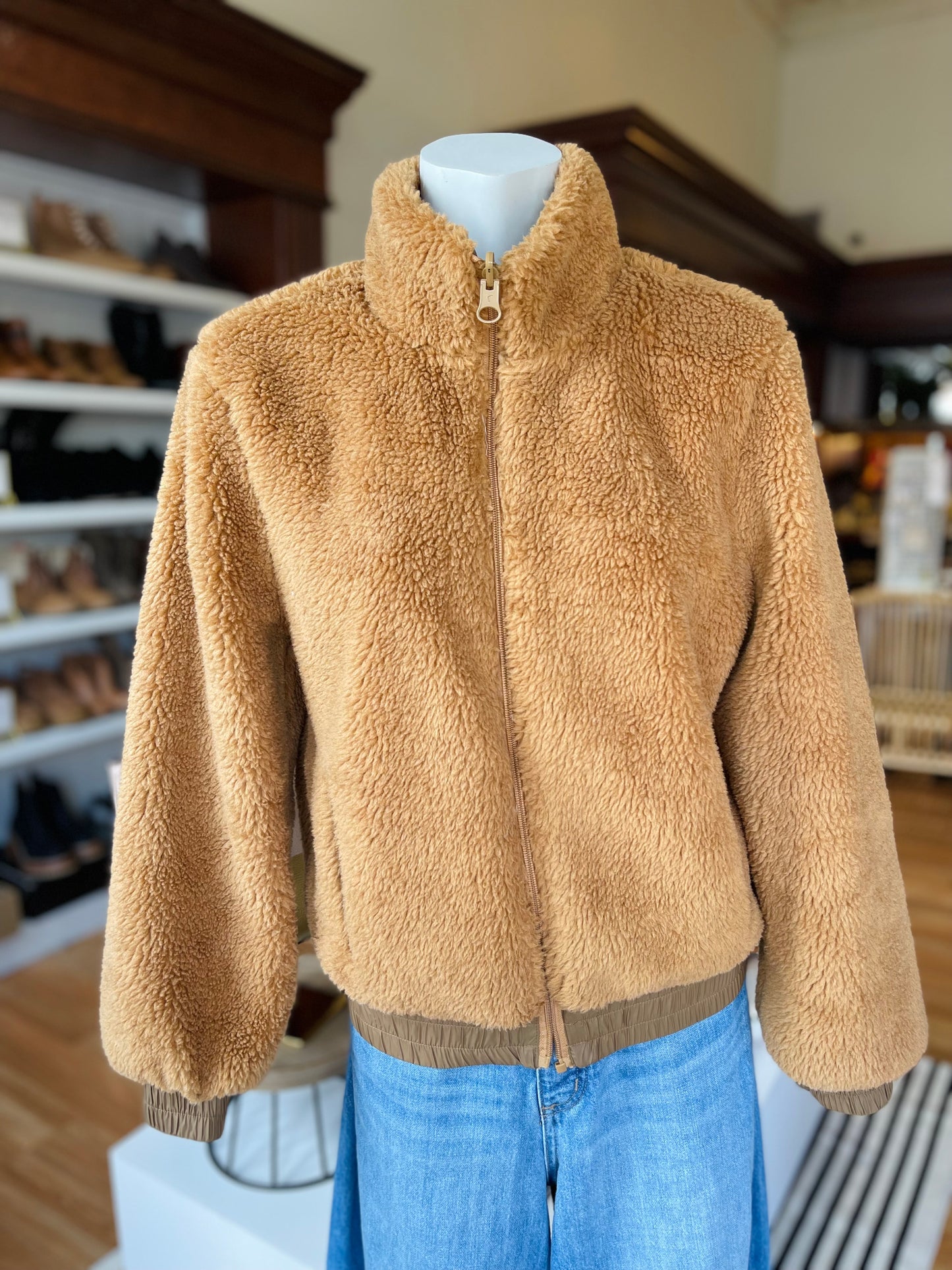 MOODIE JACKET (REVERSIABLE) XS