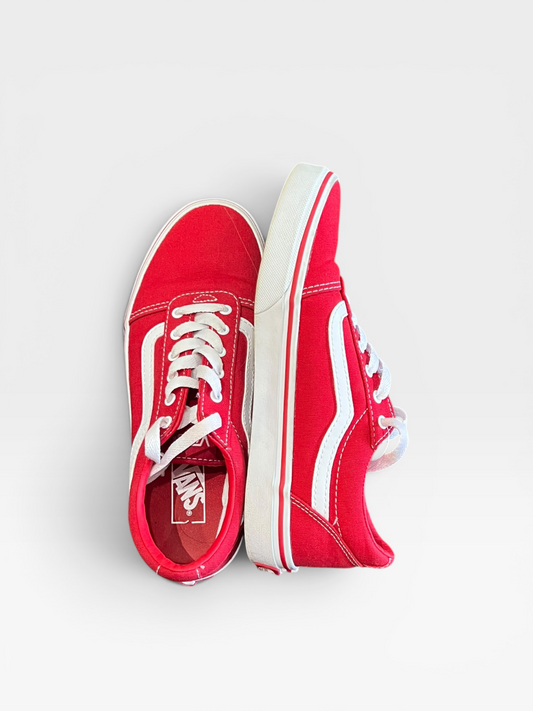 RED/WHITE VANS SHOES Y4/6