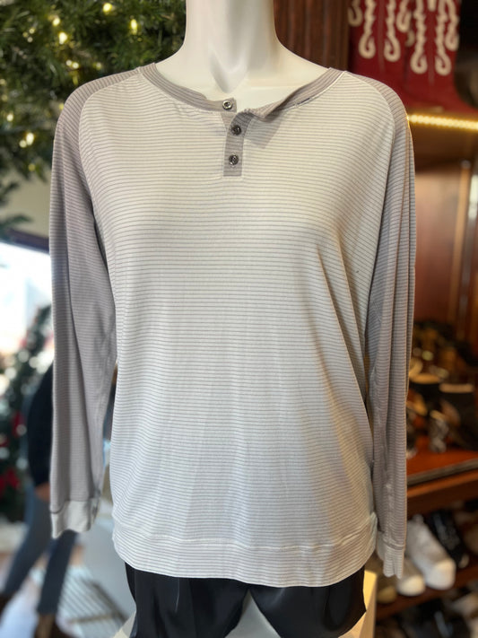 LULULEMON TOP