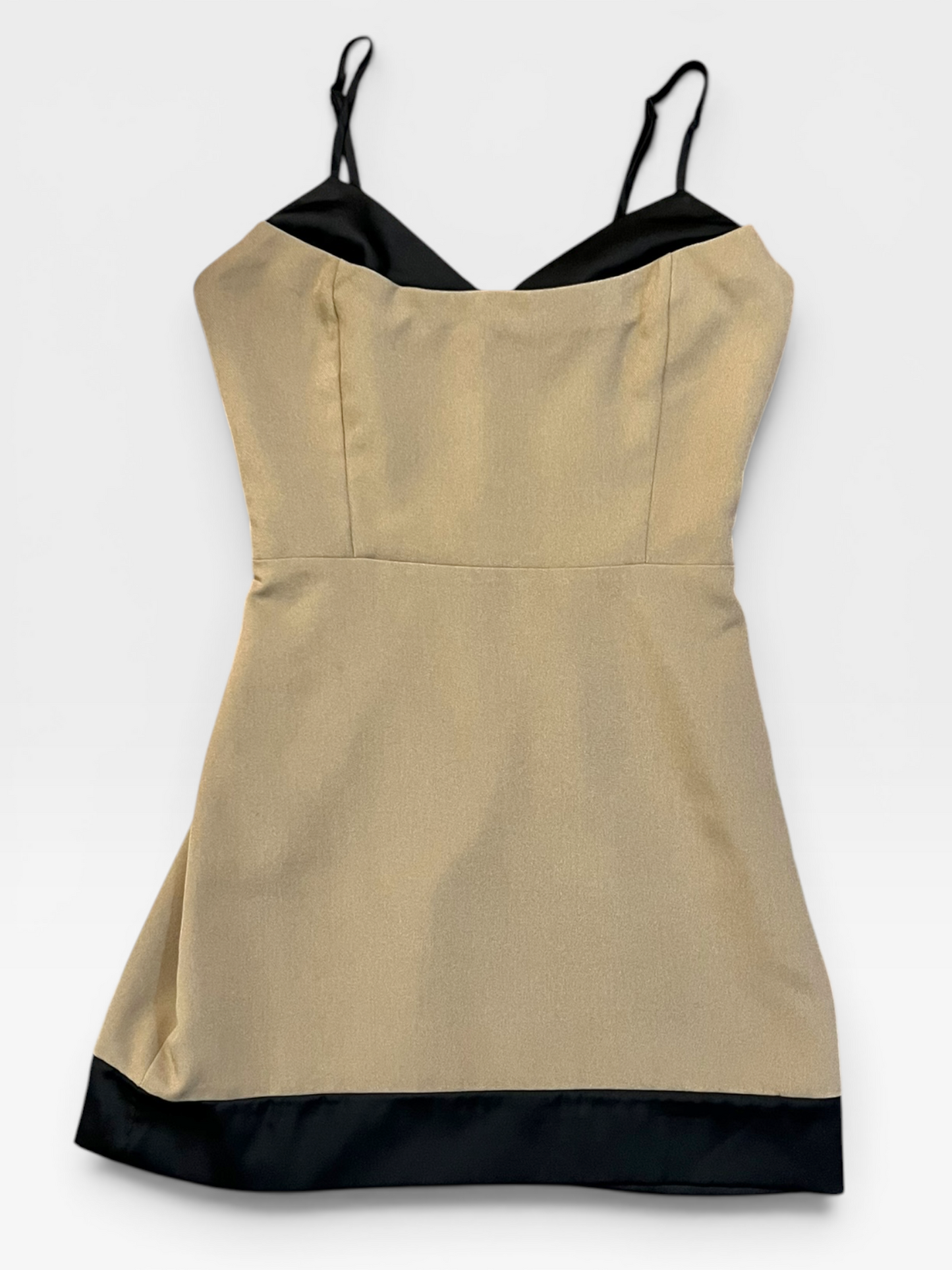 TAN/BLACK STRUT AND BOLT DRESS SMALL