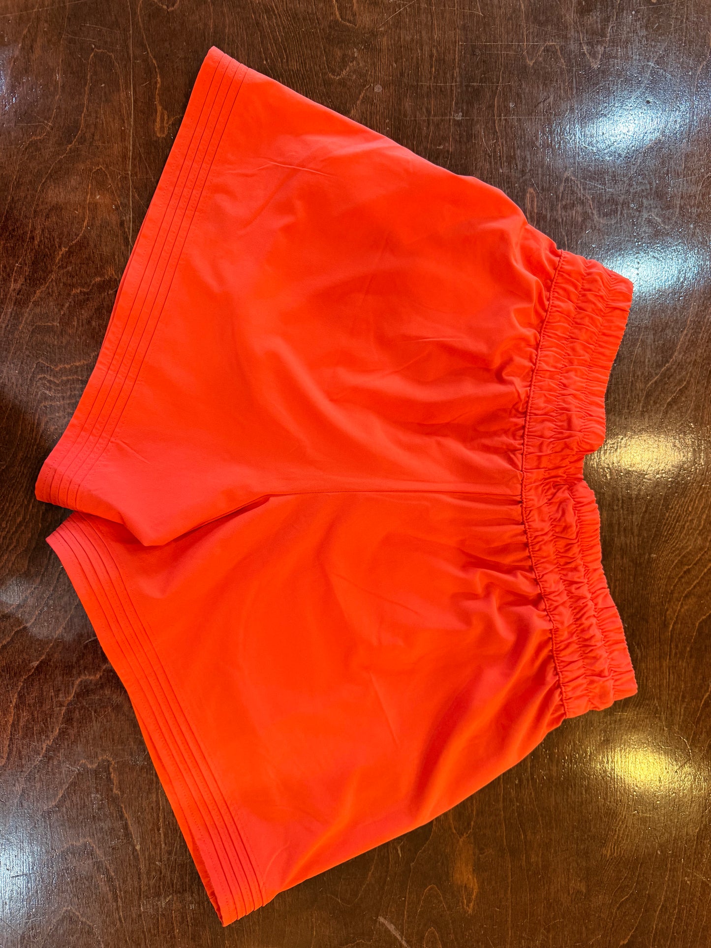 ATHLETA SHORTS M