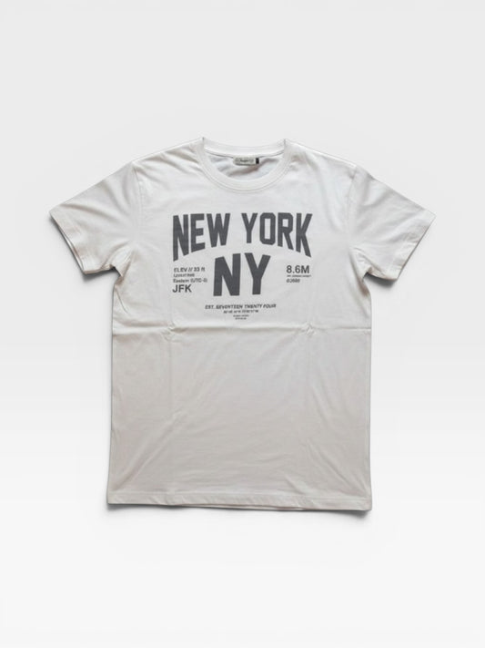 THE LAUNDRY ROOM NY TEE S