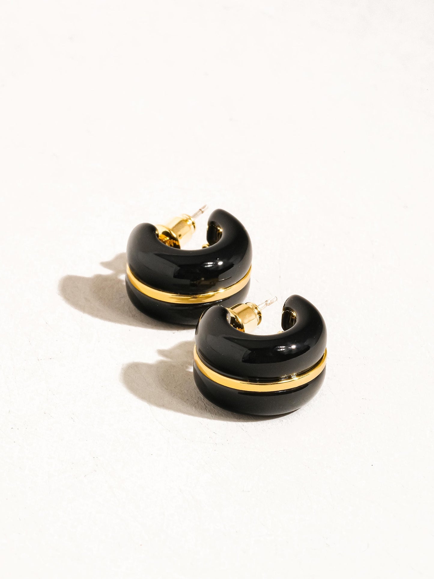 BLACK SMALL CC HOOP EARRINGS